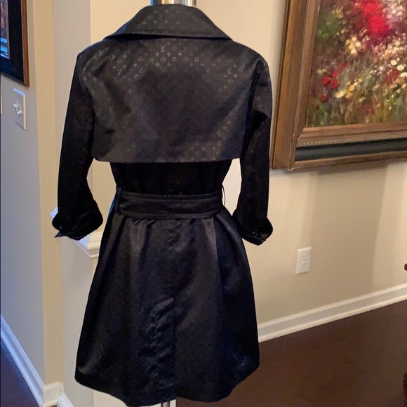Stunning Louis Vuitton evening trench coat - Picture 3 of 8